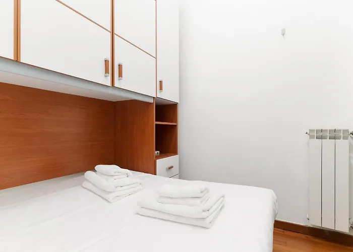 Apartment Guesthost - Comfy 500 Mt From Mm Loreto *