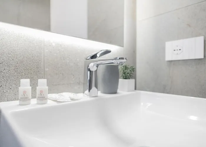 Easylife - Design Contemporaneo Sui Navigli Milano