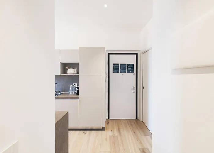 Easylife - Design Contemporaneo Sui Navigli *