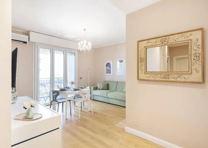 Easylife - - Ortigara 22 - Porta Vittoria * Milano