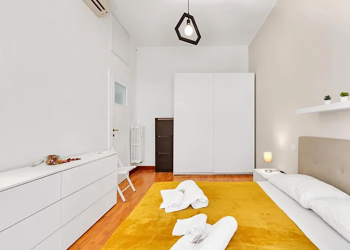 Juvara Flat Centro&universita Διαμέρισμα *