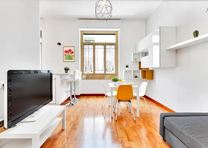 Juvara Flat Centro&universita Διαμέρισμα Μιλάνο