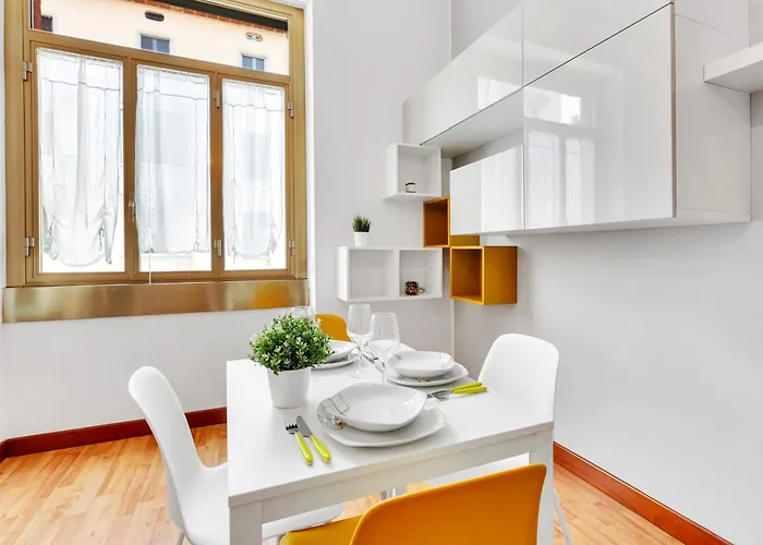 Juvara Flat Centro&universita Διαμέρισμα *