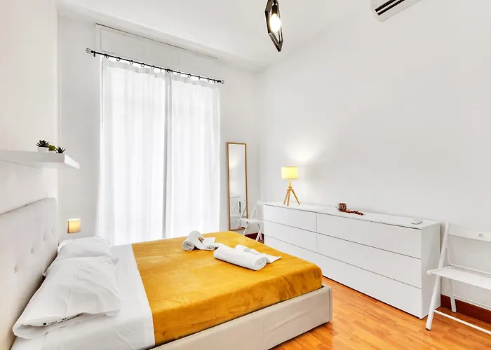 Juvara Flat Centro&universita * Μιλάνο