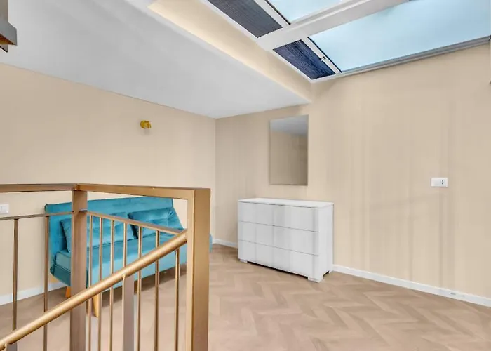 Loft The Palm - Metro M2, Spazioso&parcheggio *