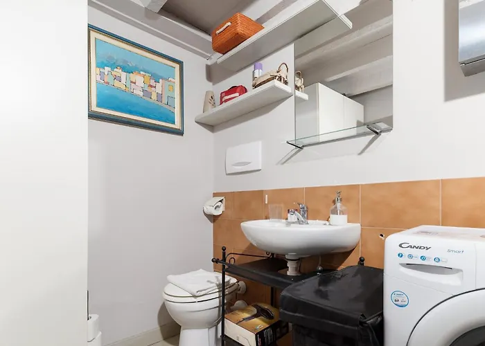 Guesthost - Mm2 Sant'agostino * ميلان