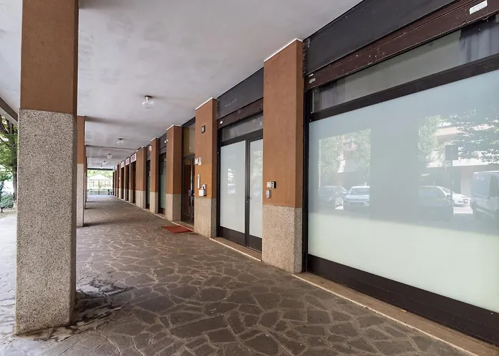 Lägenhet Guesthost - Near Parco Adriano