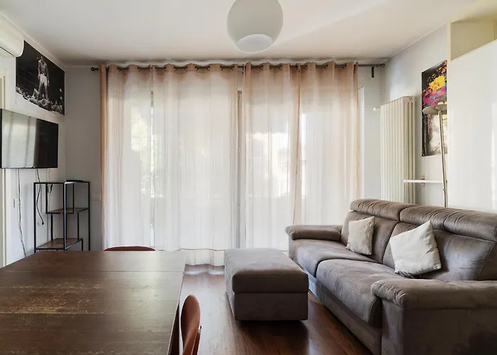 Appartamento Guesthost - Stylish Viale Toscana *