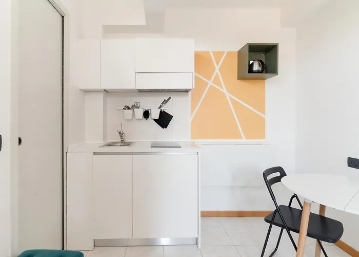 Guesthost - Magenta Long Let Apts * Milano