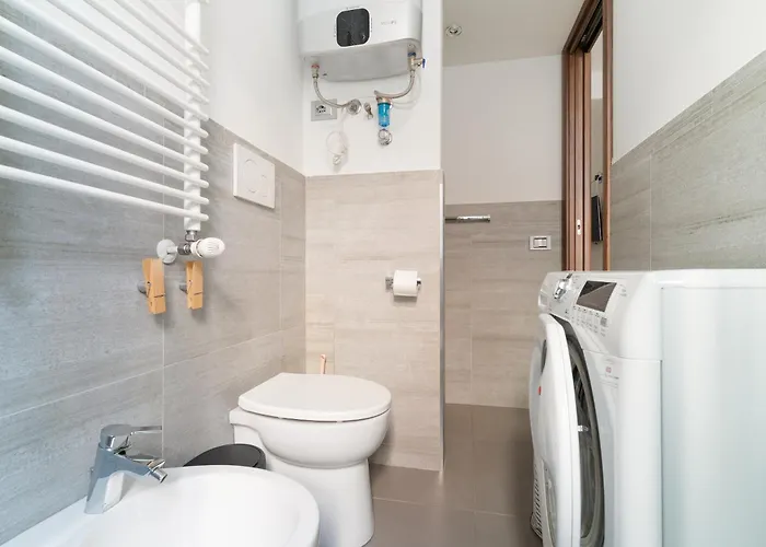 Guesthost - Bright Near Mm2 Lambrate