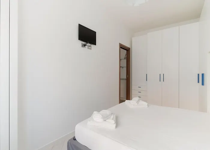 Lejlighed Guesthost - Bright Near Mm2 Lambrate