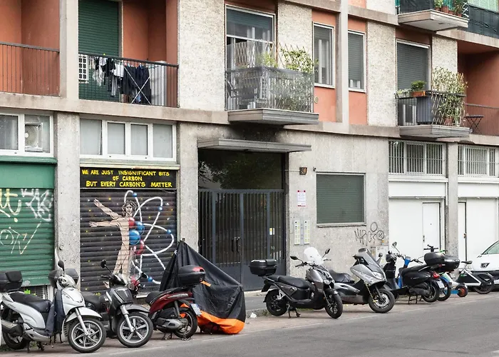 Guesthost - Mm2 Udine - Lovely Milán