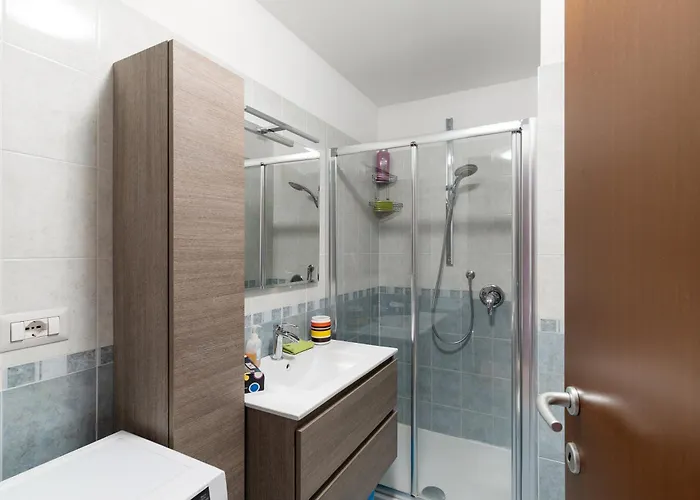 Guesthost - Bisceglie M1 Balcony * 밀라노