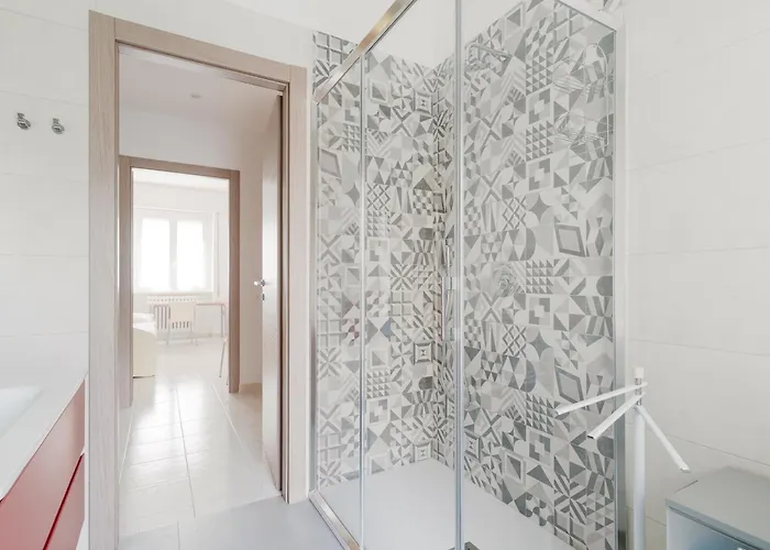 Guesthost - Piazza Abbiategrasso Chiesa Rossa アパート