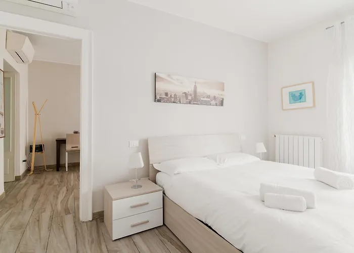 Guesthost - Cosy Porta Venezia & Buenos Aires!