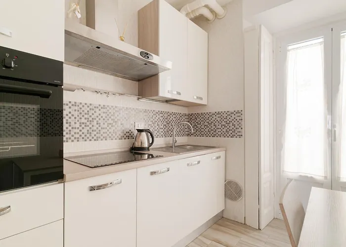 Guesthost - Cosy Porta Venezia & Buenos Aires! Milano