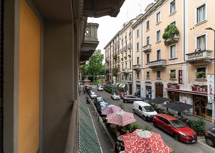 Guesthost - Cosy Porta Venezia & Buenos Aires! *