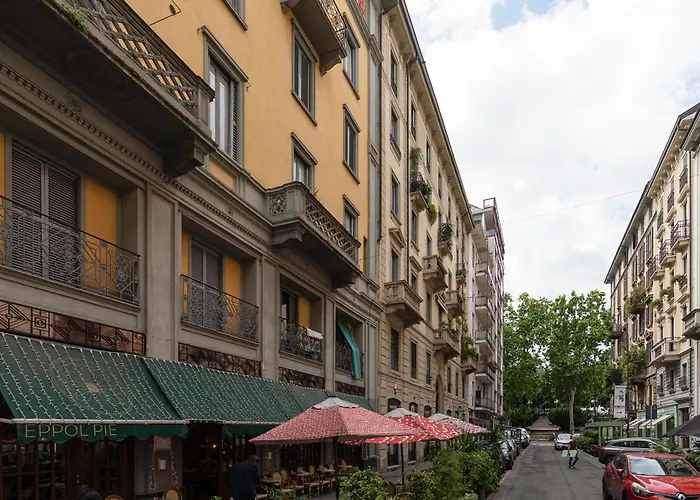 Guesthost - Cosy Porta Venezia & Buenos Aires! *