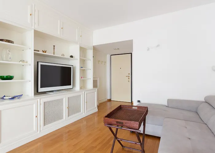 Apartment Guesthost- Universita Bocconi Terrace