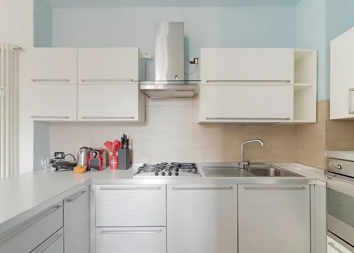 Guest Host Milano- Brenta M3 Balcony * Milano