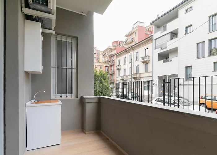 Guesthost - Cozy & Bright * Milánó