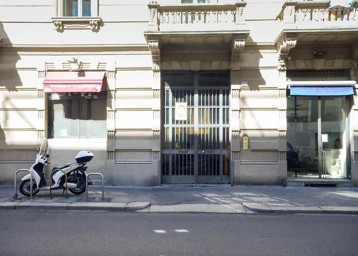 Guesthost - Cozy Flat X4 In Mm3 Porta Romana! Milano