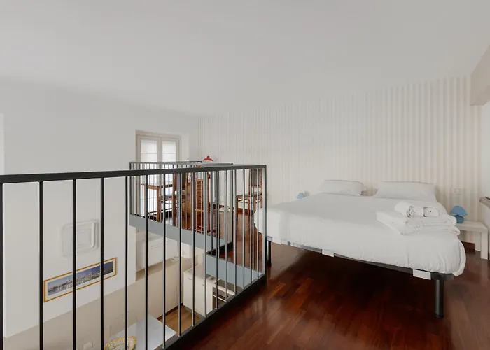 Daire Guesthost - M5 Istria & Marche Roomy Lofted