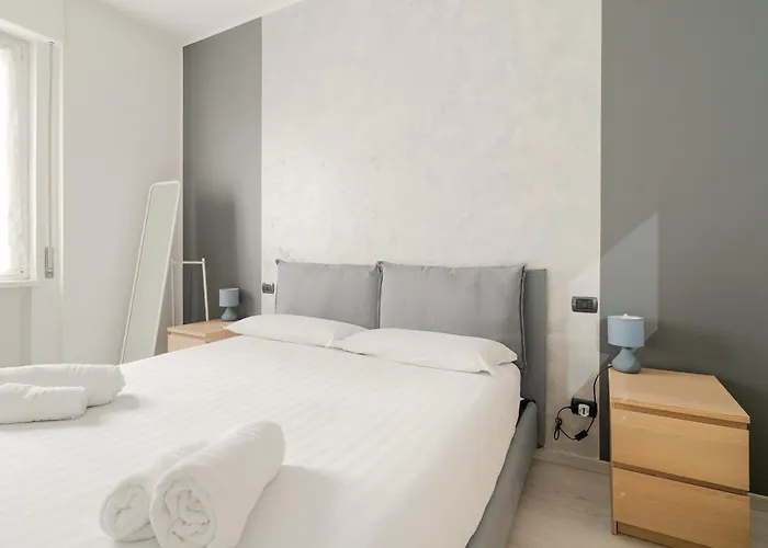 Guesthost - Gelsomini * Milano