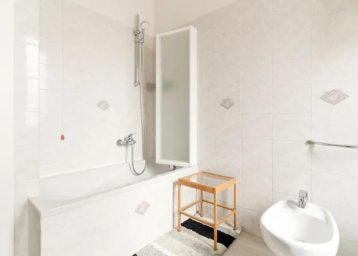 Guesthost - Gelsomini Milano