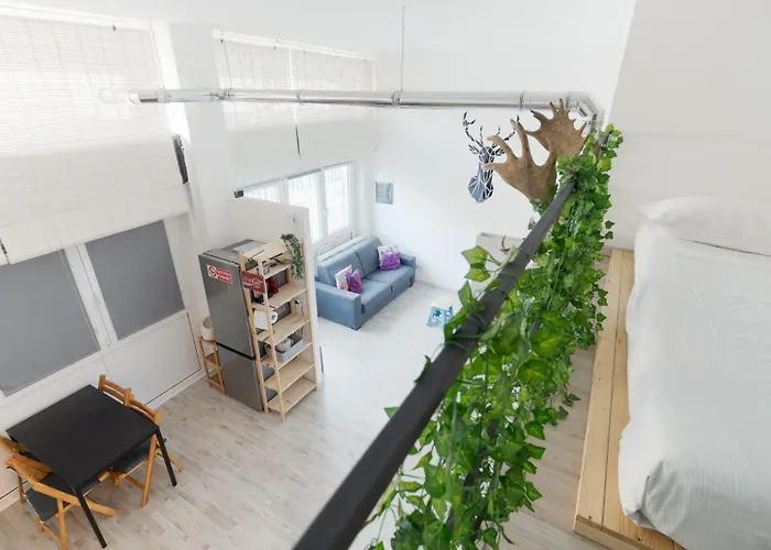 Guesthost - Cozy Loft X4 Near Via Padova Apartmán