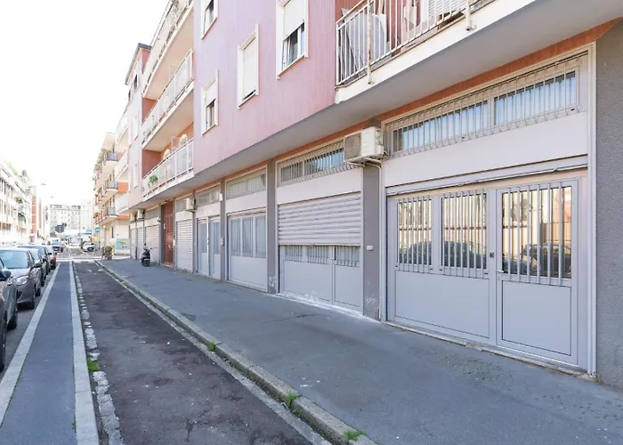 Guesthost - Cozy Loft X4 Near Via Padova