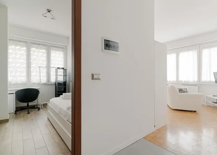 Guesthost - Bright With Parking * 米兰