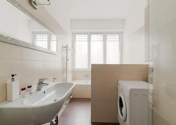 Guesthost - Bright With Parking 公寓