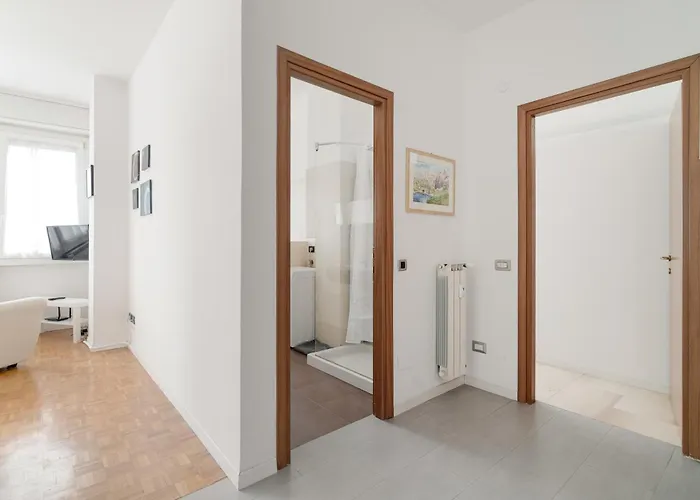 Guesthost - Bright With Parking 公寓 *