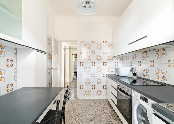 Guesthost - Citta Studi With Balcony *