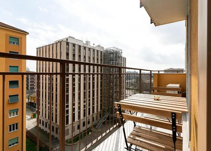 Guesthost - Citta Studi With Balcony *