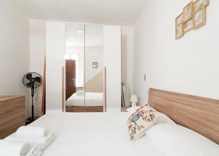 Cozy Ground-floor In Affori Lägenhet Milano