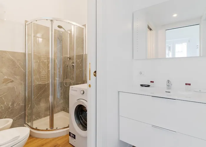 Guesthost - Varesina - Apartmán