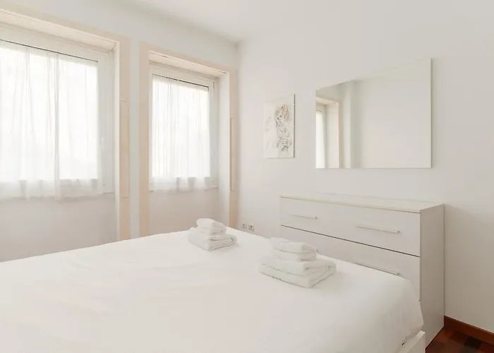 Apartamento Guesthost - Brightly-lit Flat - M5 Gerusalemme Milán