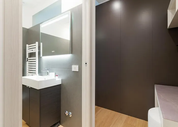 Guesthost - Stazione Sleek דירה *