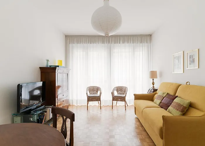 Daire Guesthost - M4 California Bright *