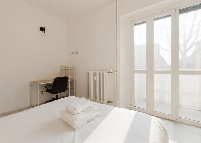 Guesthost - M4 Argonne Design With Balconies * Μιλάνο