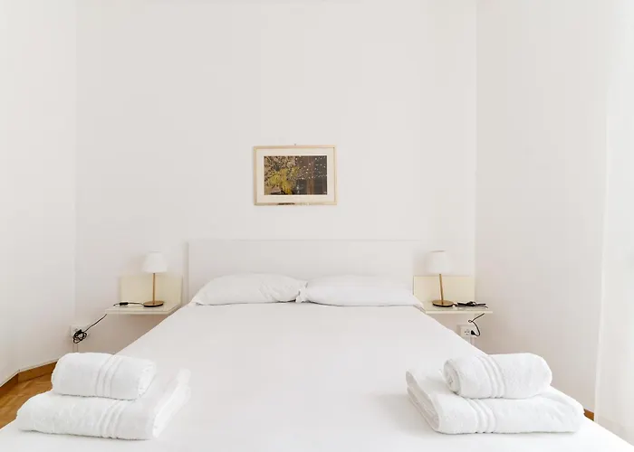 Daire Guesthost - M4 California Bright *