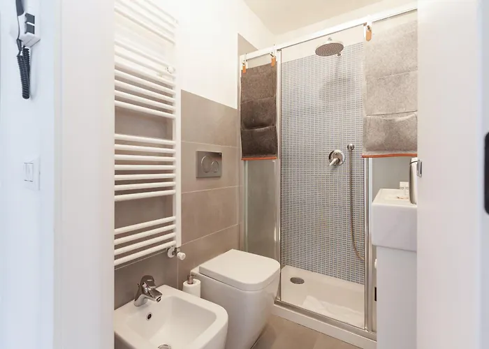 Appartement Guesthost - Mm Tolstoj - Milan