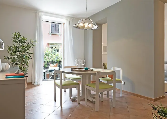 Appartement Guesthost - Corso Chic Milan