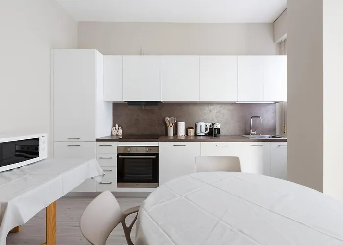 Guesthost - Naba Elegant & Spacious With 3 Balconies Milán