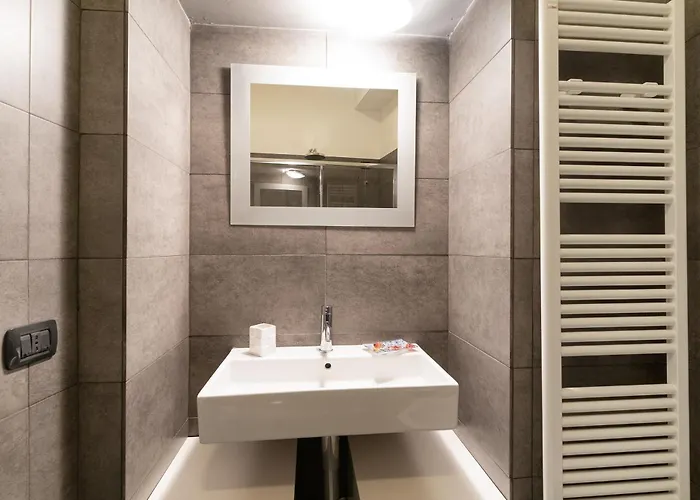 Guesthost - Cosy Comfy Milano- Sempione & Gerusalemme *