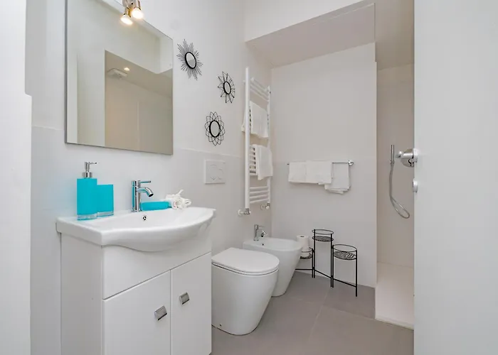 Guesthost - Cosy Milano- Buenos Aires & Loreto ミラノ