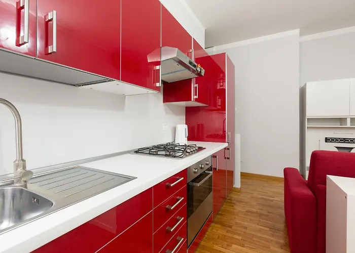 Daire Guesthost - M3 Lodi Trendy Red *