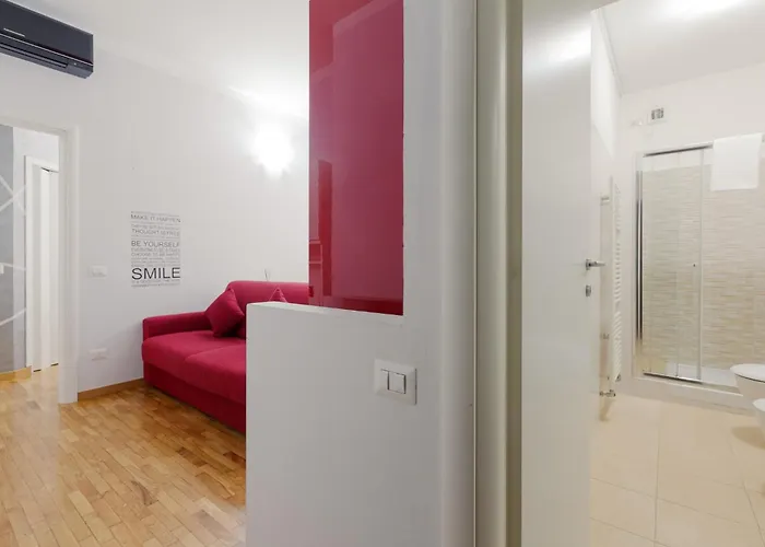 Guesthost - M3 Lodi Trendy Red Daire Milano